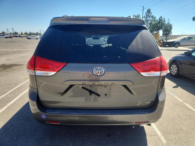 5TDKK3DC0CS180025 - 2012 TOYOTA SIENNA LE SILVER photo 6