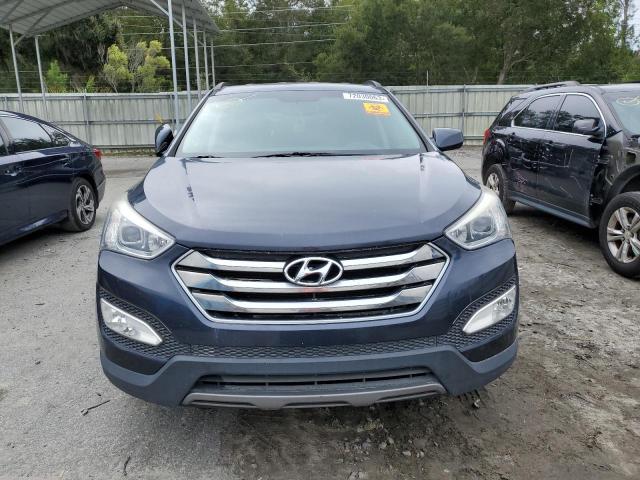 5XYZU3LBXFG300724 - 2015 HYUNDAI SANTA FE S BLUE photo 5