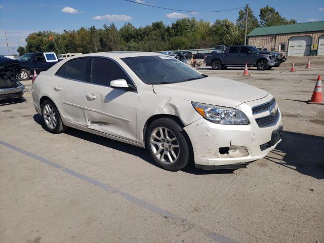 1G11D5SR8DF159278 - 2013 CHEVROLET MALIBU 1LT WHITE photo 4