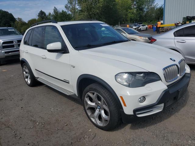 5UXFE83549L171748 - 2009 BMW X5 XDRIVE48I WHITE photo 4