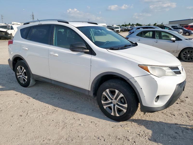 2T3ZFREVXEW101628 - 2014 TOYOTA RAV4 LE WHITE photo 4