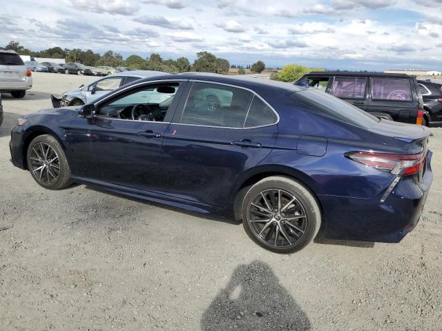 4T1T11AK0NU658798 - 2022 TOYOTA CAMRY SE BLUE photo 2