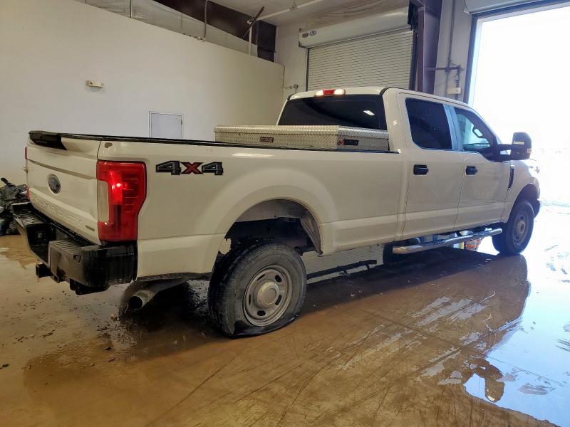 1FT7W2B60KEC69082 - 2019 FORD F250 SUPER DUTY Ақ фото 3