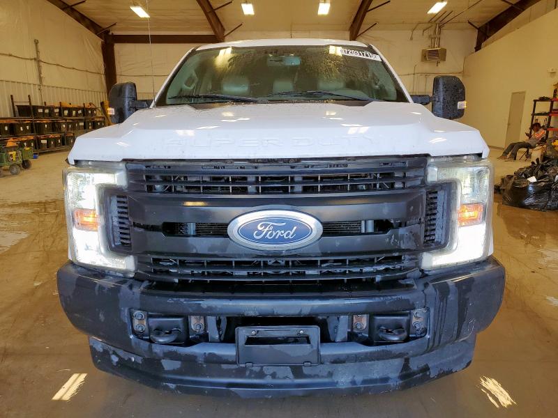 1FT7W2B60KEC69082 - 2019 FORD F250 SUPER DUTY Ақ фото 5