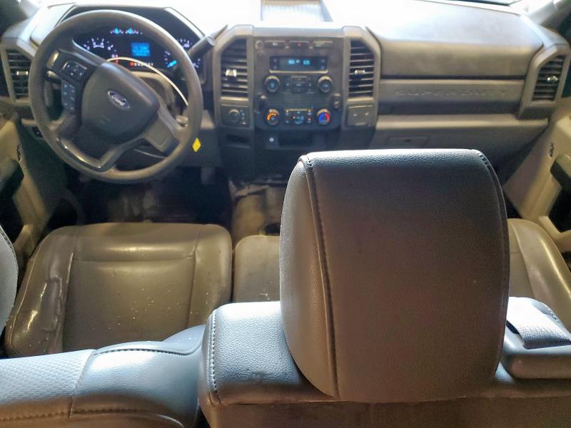 1FT7W2B60KEC69082 - 2019 FORD F250 SUPER DUTY Ақ фото 8
