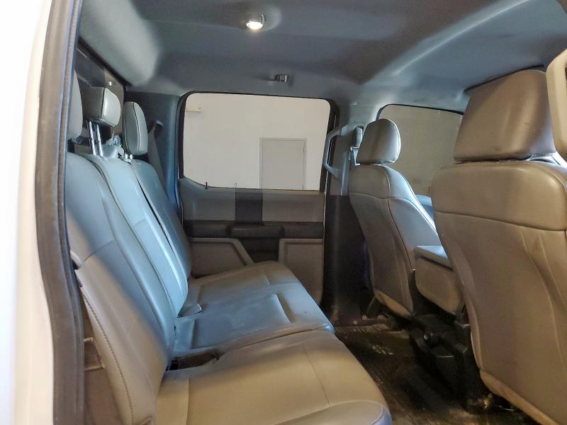 1FT7W2B66JEC24470 - 2018 FORD F250 SUPER DUTY Blanc photo 10