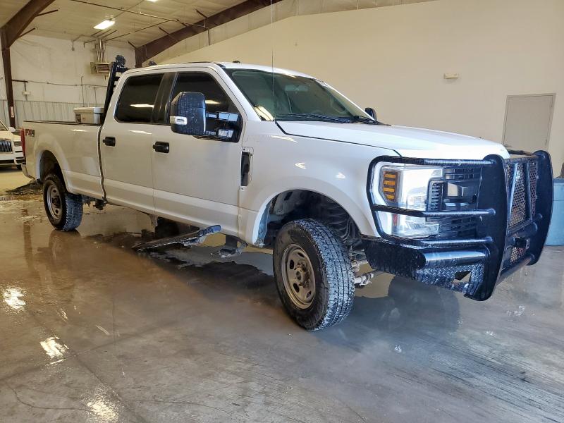 1FT7W2B66JEC24470 - 2018 FORD F250 SUPER DUTY Blanc photo 4