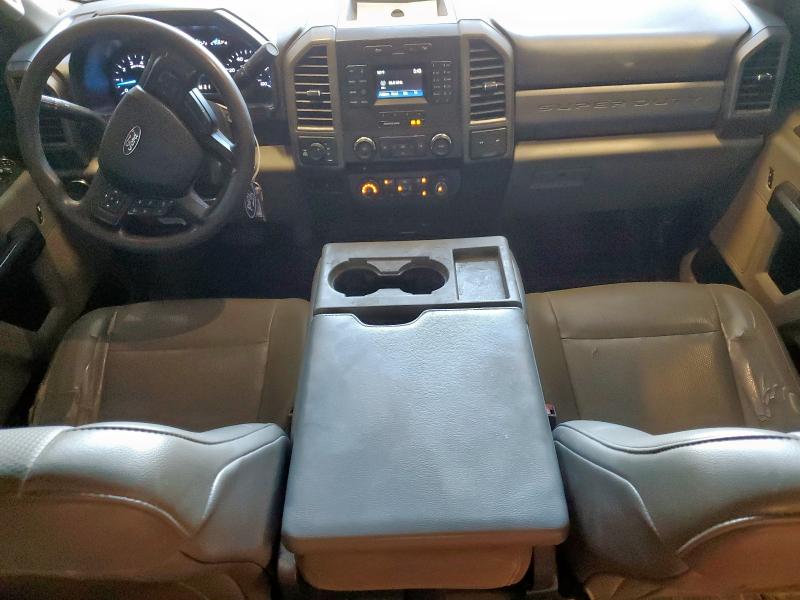 1FT7W2B66JEC24470 - 2018 FORD F250 SUPER DUTY Blanc photo 8