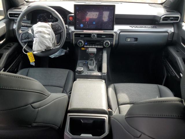 3TMLB5JN2RM073413 - 2024 TOYOTA TACOMA DOUBLE CAB 黑色 照片 8