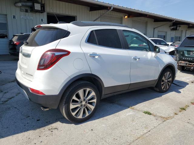 KL4CJASB8HB178313 - 2017 BUICK ENCORE PREFERRED WHITE photo 3