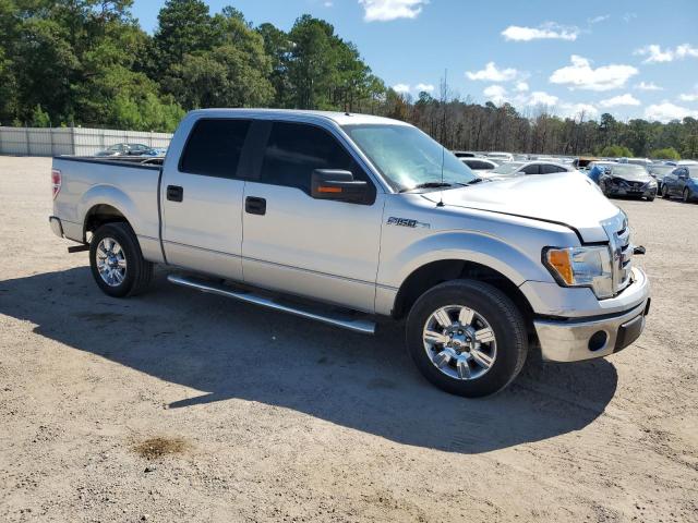 1FTEW1C85AFD39153 - 2010 FORD F150 SUPERCREW SILVER photo 4