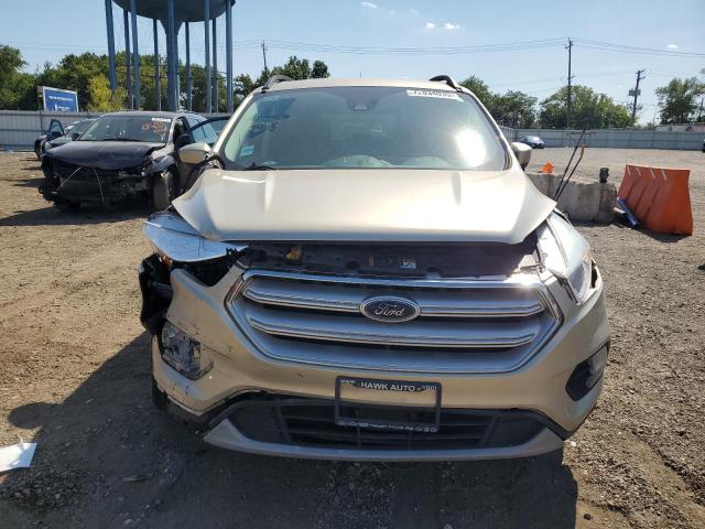 1FMCU0GD6JUB76583 - 2018 FORD ESCAPE SE BEIGE photo 5