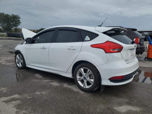 1FADP3L92JL308673 - 2018 FORD FOCUS ST WHITE photo 2