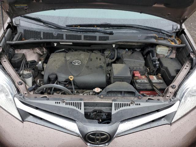 5TDYZ3DC4KS977365 - 2019 TOYOTA SIENNA XLE BROWN photo 11