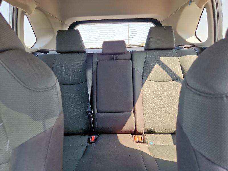 2T3W1RFV5PC237640 - 2023 TOYOTA RAV4 XLE Մոխրագույն լուսանկար 10