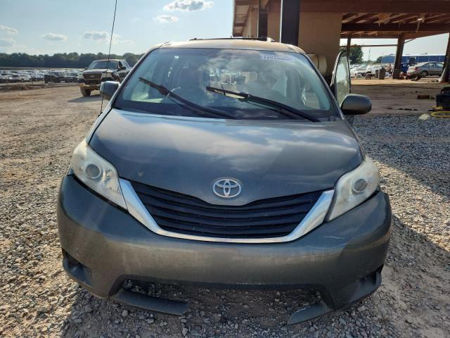 5TDKK3DC2BS077235 - 2011 TOYOTA SIENNA LE 灰色 照片 5