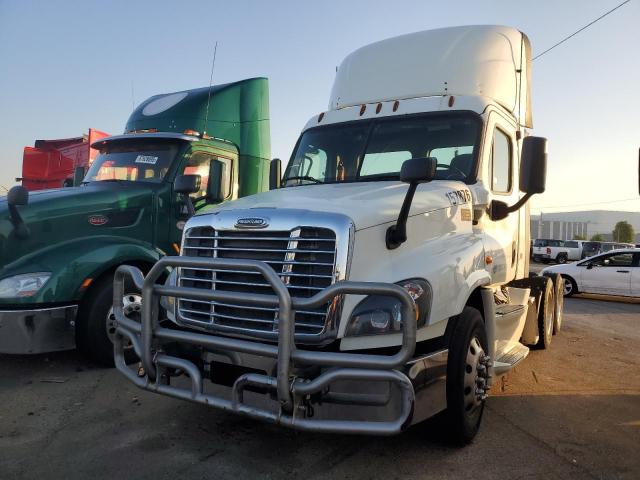 3AKJGED57GSHT2637 - 2016 FREIGHTLINER CASCADIA 1 Blanco foto 2