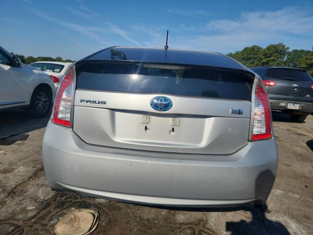 JTDKN3DU7D1676356 - 2013 TOYOTA PRIUS 银色 照片 6