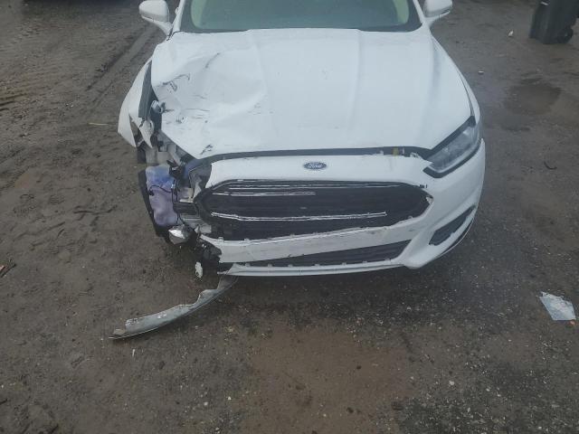 3FA6P0LU5FR229082 - 2015 FORD FUSION SE HYBRID WHITE photo 11