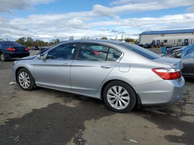 1HGCR2F83FA202279 - 2015 HONDA ACCORD EXL SILVER photo 2