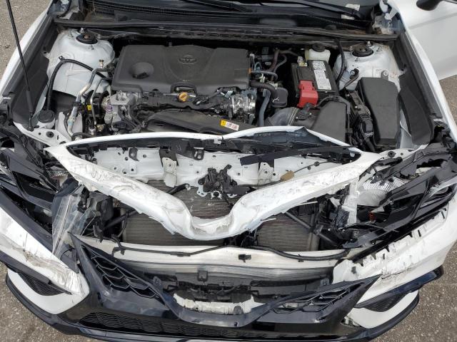 4T1T11AK6RU846313 - 2024 TOYOTA CAMRY SE NIGHT SHADE WHITE photo 11