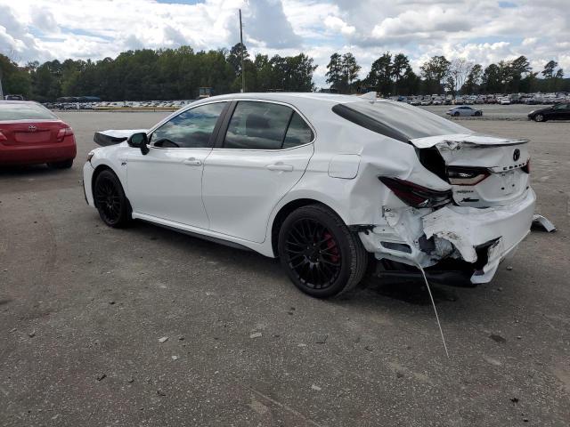 4T1T11AK6RU846313 - 2024 TOYOTA CAMRY SE NIGHT SHADE WHITE photo 2