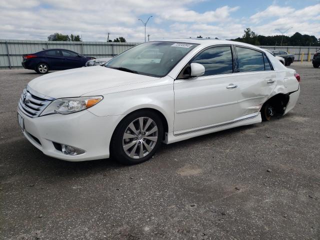 4T1BK3DB2BU395516 - 2011 TOYOTA AVALON BASE 白色 照片 1