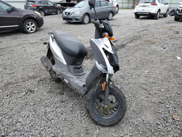 LC2U6G1009C000967 - 2009 KYMCO USA INC AGILITY 125 SILVER photo 1