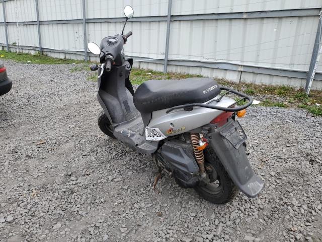 LC2U6G1009C000967 - 2009 KYMCO USA INC AGILITY 125 SILVER photo 3