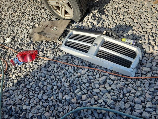 1D7HW48P97S241439 - 2007 DODGE DAKOTA QUAD SLT SILVER photo 12