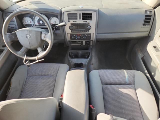 1D7HW48P97S241439 - 2007 DODGE DAKOTA QUAD SLT SILVER photo 8