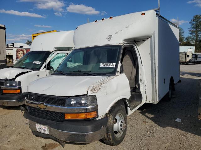 1GB3GRCG5G1333132 - 2016 CHEVROLET EXPRESS G3 WHITE photo 1