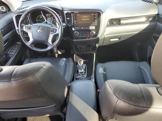 JA4J24A5XJZ043347 - 2018 MITSUBISHI OUTLANDER SE BLACK photo 8