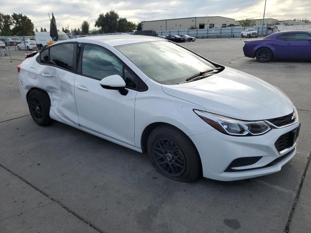 1G1BC5SM7J7221383 - 2018 CHEVROLET CRUZE LS თეთრი ფოტო 4