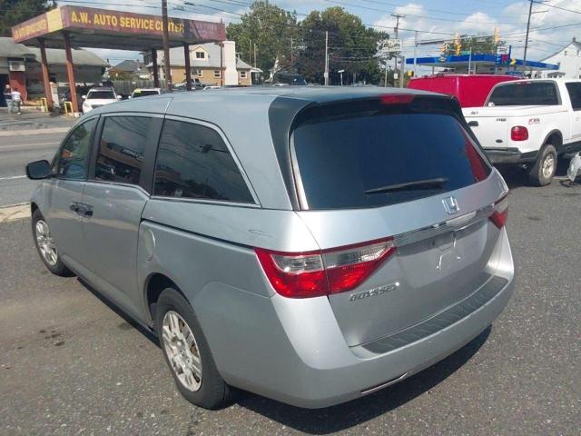 5FNRL5H24BB098553 - 2011 HONDA ODYSSEY LX SILVER photo 3