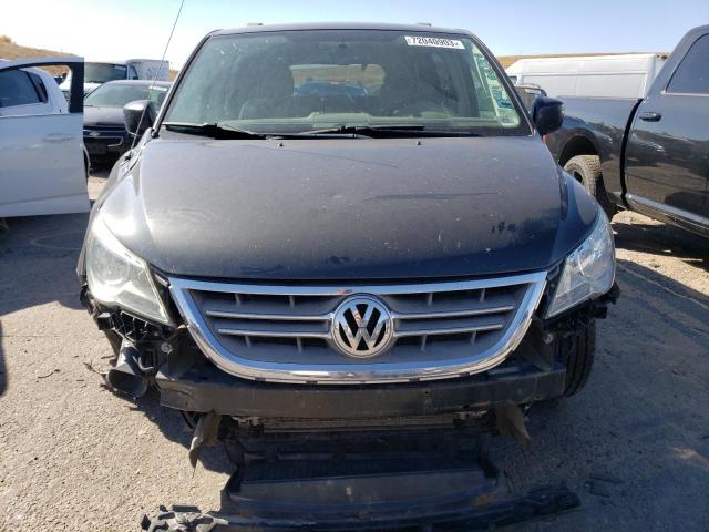 2V4RW3DG9BR804925 - 2011 VOLKSWAGEN ROUTAN SE CHARCOAL photo 5