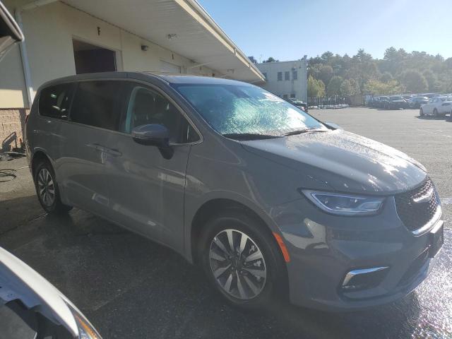 2C4RC1L71PR594935 - 2023 CHRYSLER PACIFICA HYBRID TOURING L GRAY photo 4