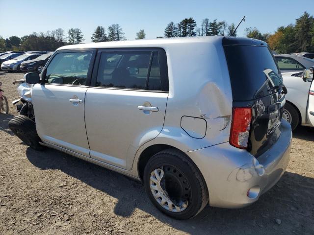 JTLZE4FE2B1120841 - 2011 TOYOTA SCION XB SILVER photo 2