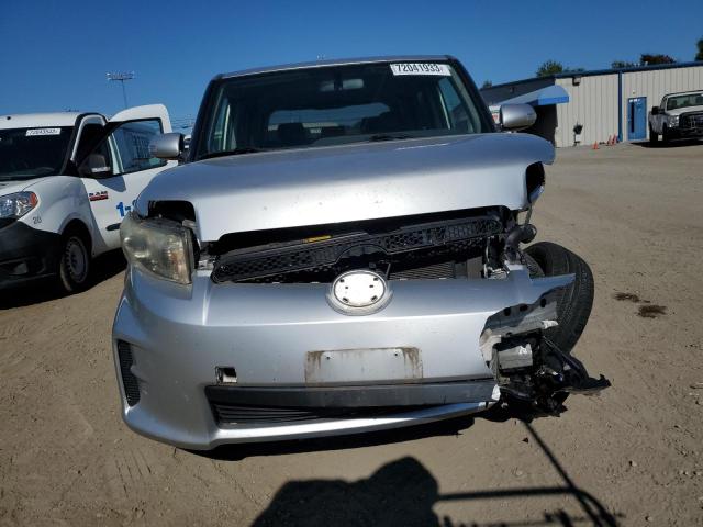 JTLZE4FE2B1120841 - 2011 TOYOTA SCION XB SILVER photo 5