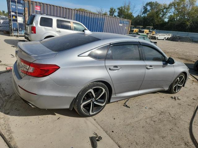 1HGCV1F36JA254086 - 2018 HONDA ACCORD SPORT SILVER photo 3