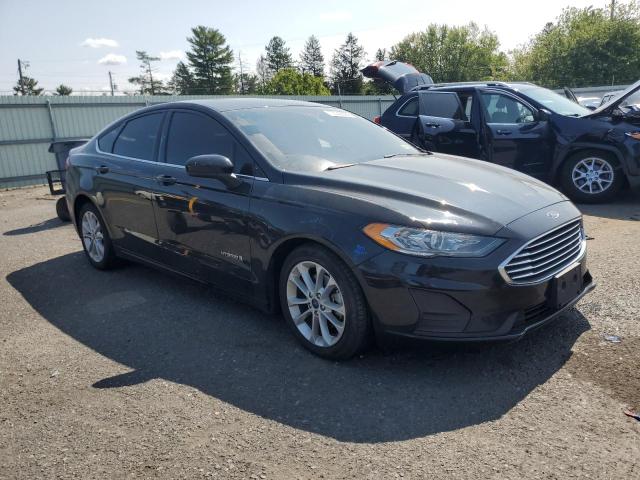 3FA6P0LU0KR159114 - 2019 FORD FUSION SE Սև լուսանկար 4