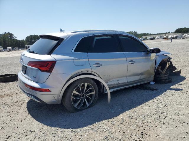WA1BAAFY1M2118233 - 2021 AUDI Q5 PREMIUM PLUS SILVER photo 3