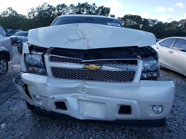 3GNTKGE7XDG285949 - 2013 CHEVROLET AVALANCHE LTZ WHITE photo 5