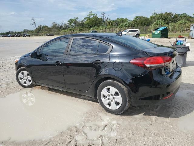 3KPFL4A78HE139672 - 2017 KIA FORTE LX BLACK photo 2