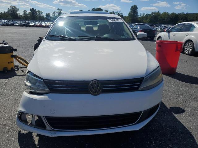 3VWDP7AJ0DM356736 - 2013 VOLKSWAGEN JETTA SE WHITE photo 5