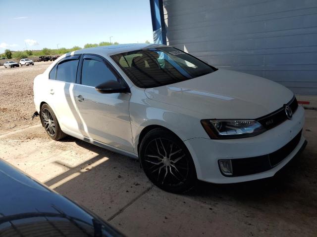 3VW4T7AJ8FM316189 - 2015 VOLKSWAGEN JETTA GLI WHITE photo 4