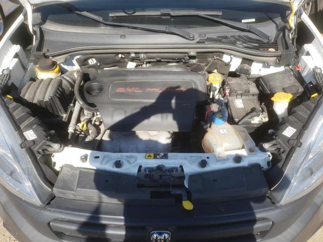 ZFBERFAB9J6H74590 - 2018 RAM PROMASTER თეთრი ფოტო 11