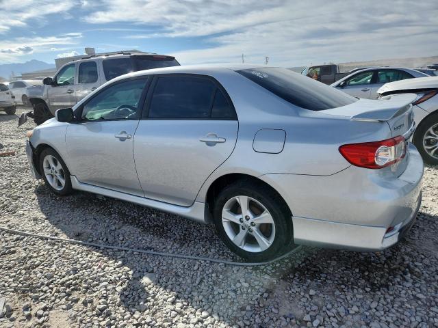 5YFBU4EE5DP202594 - 2013 TOYOTA COROLLA BASE Күміс фото 2