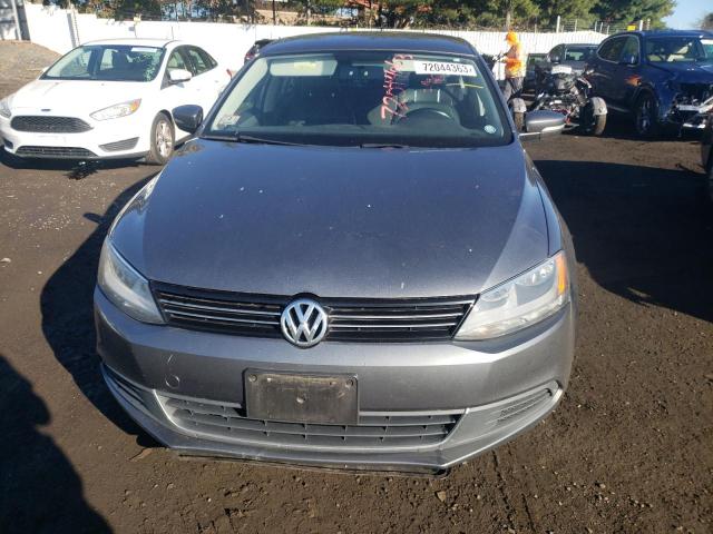 3VWD17AJ7EM226973 - 2014 VOLKSWAGEN JETTA SE GRAY photo 5