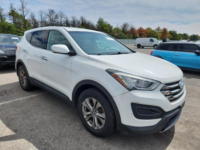 5XYZTDLB9GG342330 - 2016 HYUNDAI SANTA FE S WHITE photo 4